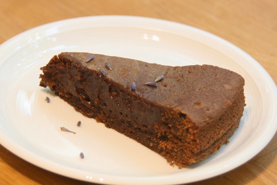 Sekundentakt: Schoko-Lavendel-Kuchen