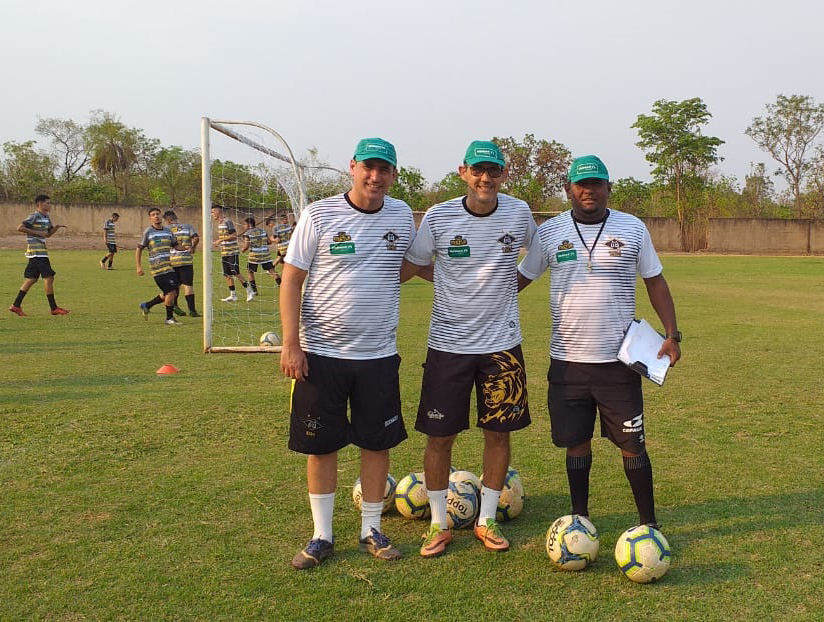 Comissão técnica: Eduardo Henrique, Elvis e Odair