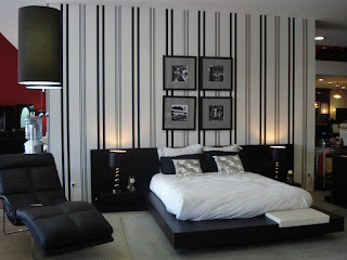 11 Ideias para Decorar Quarto de Casal com Parede às Riscas