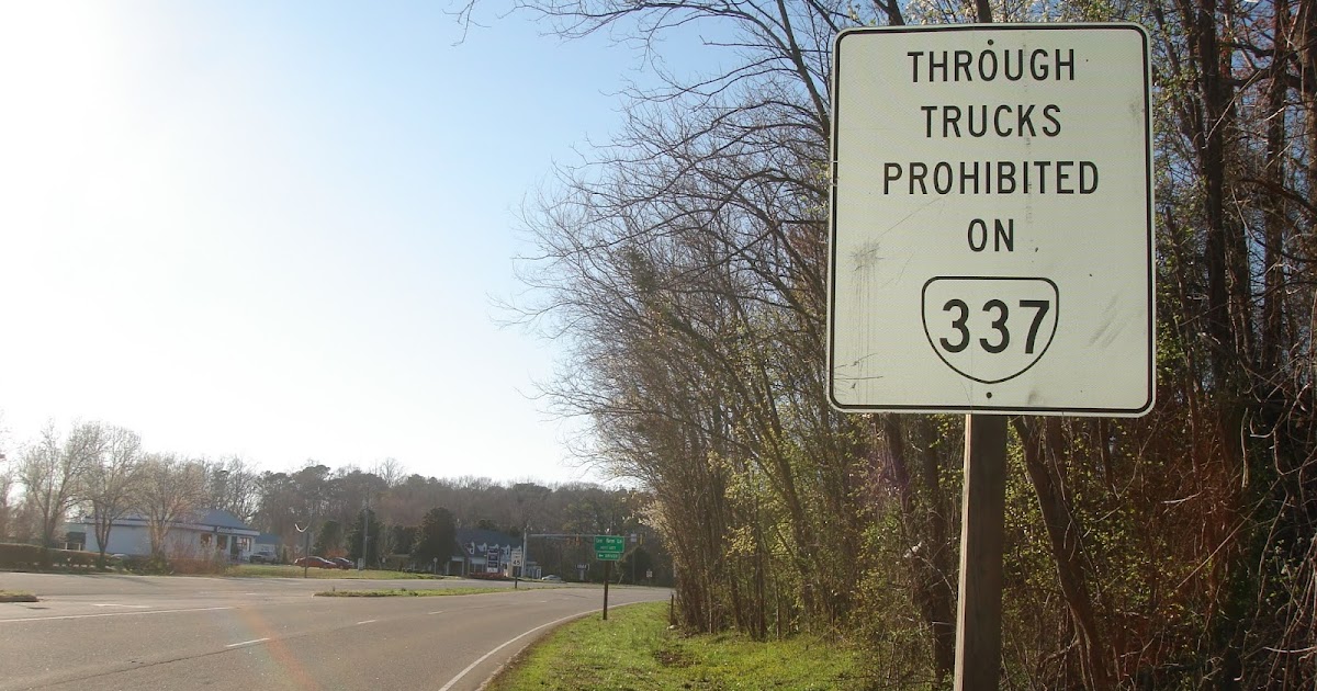Luke's Signs: Route 17/Bridge Road & Lee Farm Lane - Suffolk, VA