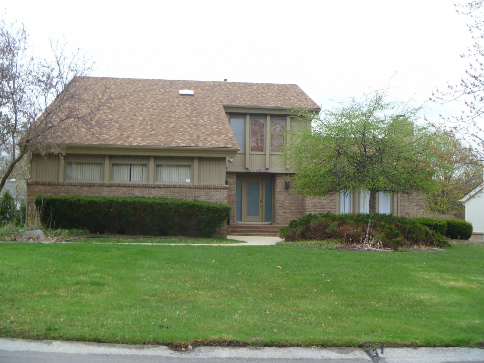 Homes for Sale in Farmington Hills MI Blog Subdivision Rolling Oaks (Heritage Hills) 48331