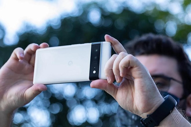 Xếp hạng điện thoại zoom “đỉnh“ nhất thị trường