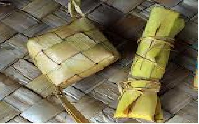 Paling Unik, Bali Punya Tradisi Perang Tipat