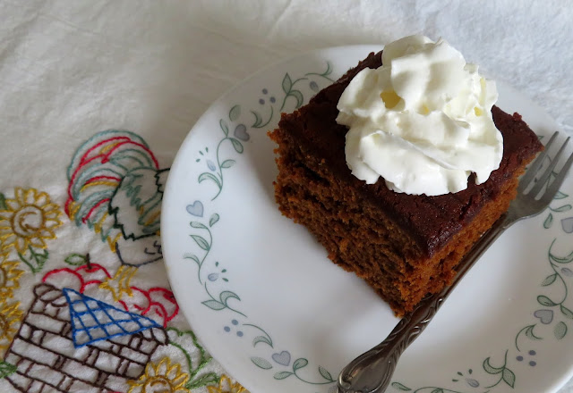 Easy Old Fashioned Gingerbread