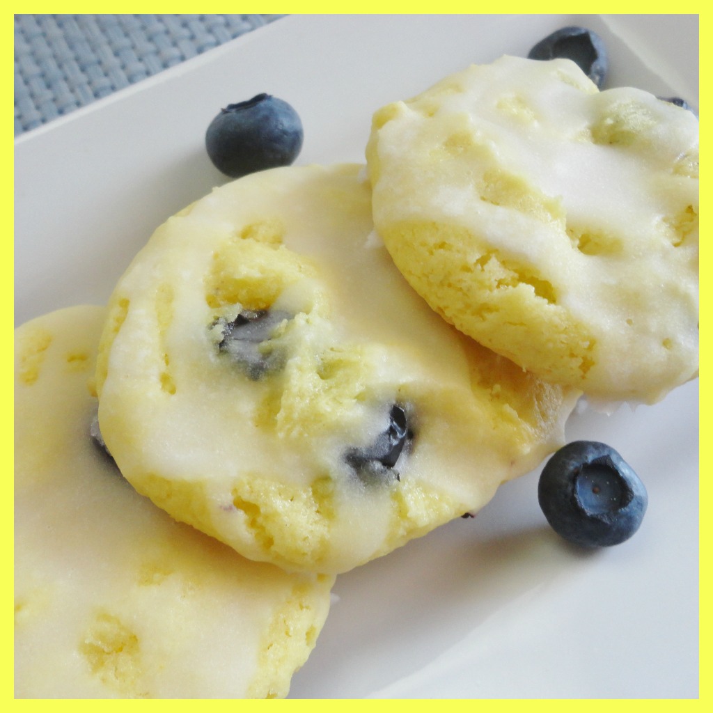 Ashli's Cookie Creations: Easy Lemon Cake Blueberry Cookies