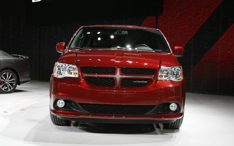 Merk Car World: 2011 Dodge R/T Models
