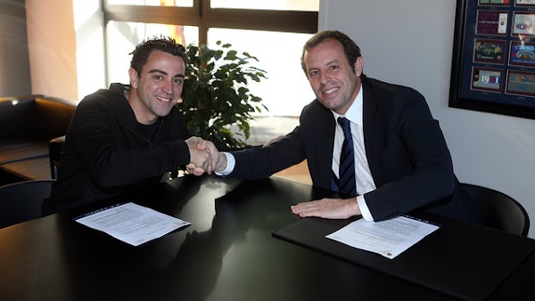 El FC Barcelona renueva hasta 2016 a Xavi