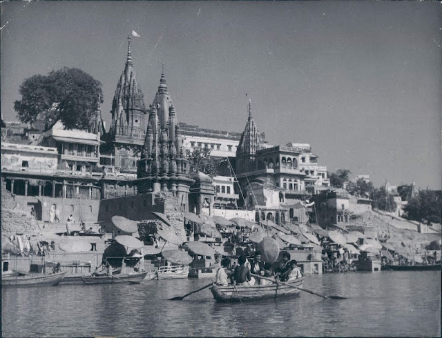 Temples,+Ghats+and+Umbrellas+on+the+Bank+of+River+Ganges+in+Varanasi+(Benares)+-+1953