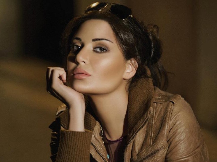 Listen Cyrine Abdel Nour 2012 Single جديد اغنية سيرين عبد النور حبايبى ~ Hot Arabic Music