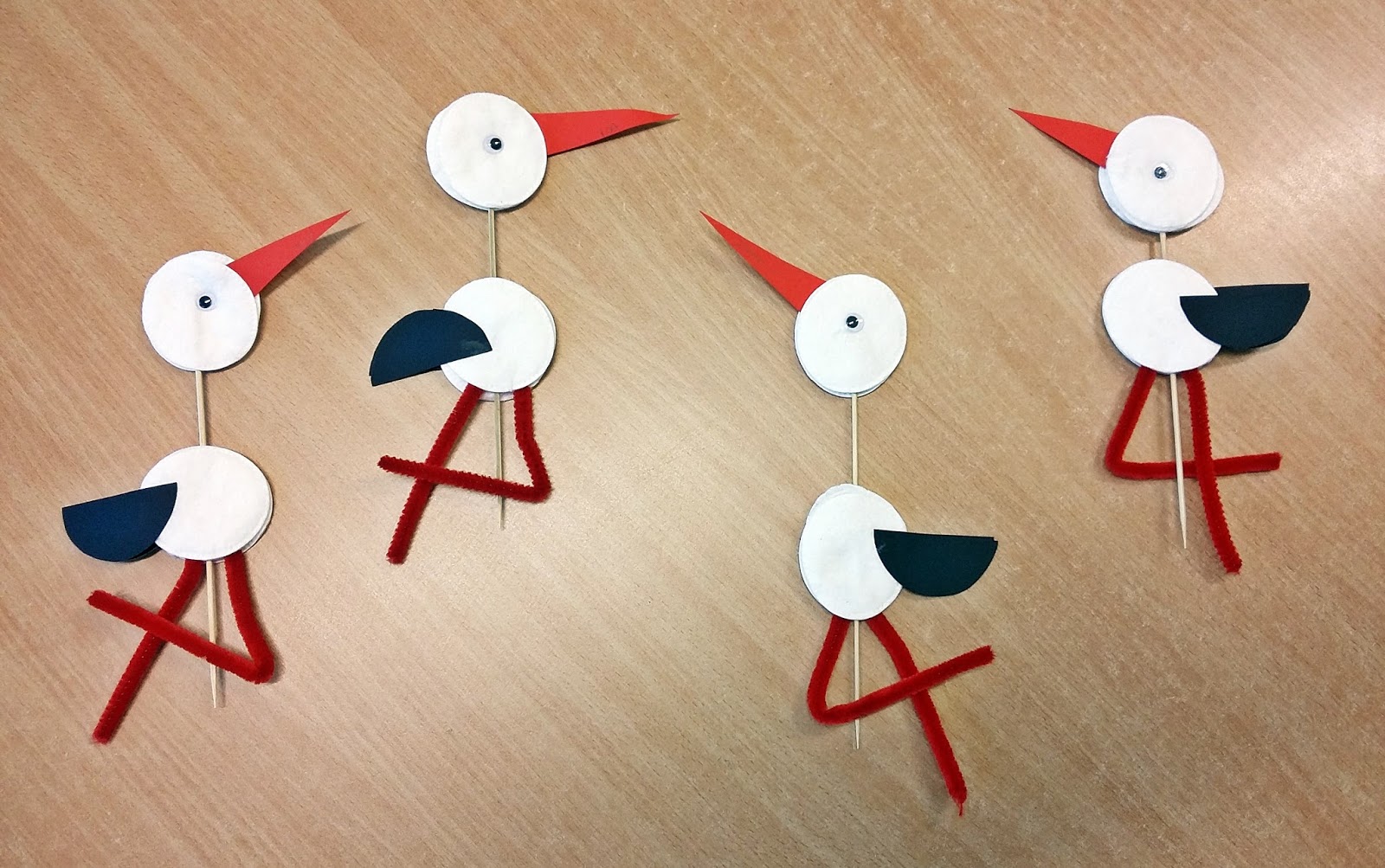 Kolorowy Swiat Dzieci Bocian W Gniezdzie Praca Z Platkow