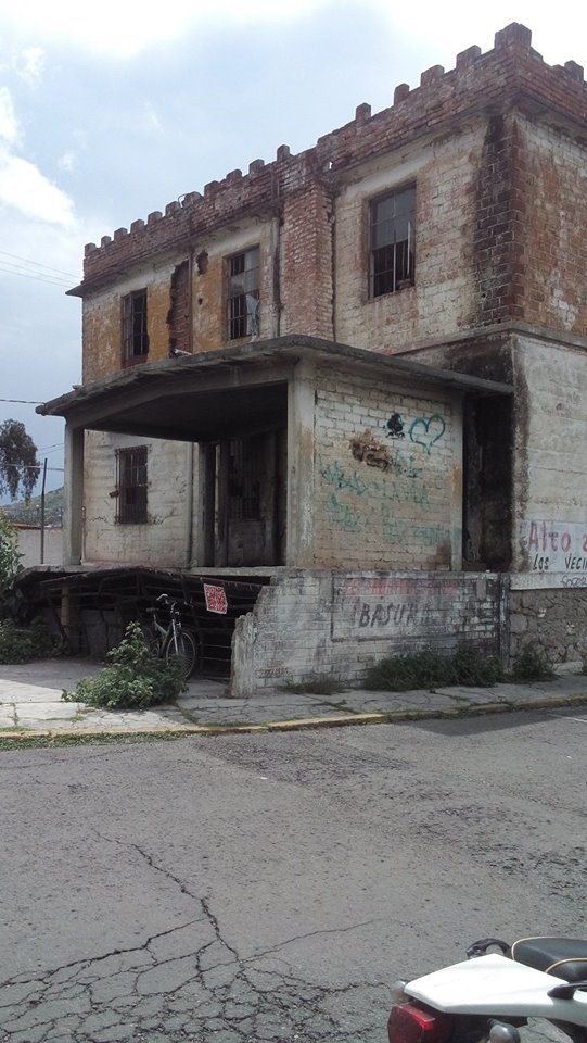 El mexiquense Hoy Edificios símbolos en el abandono “castillo” de la