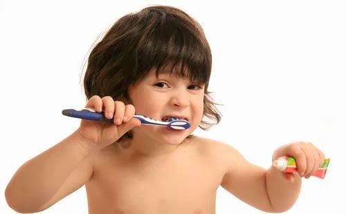 Cara Tepat Menjaga Kesehatan Gigi Anak