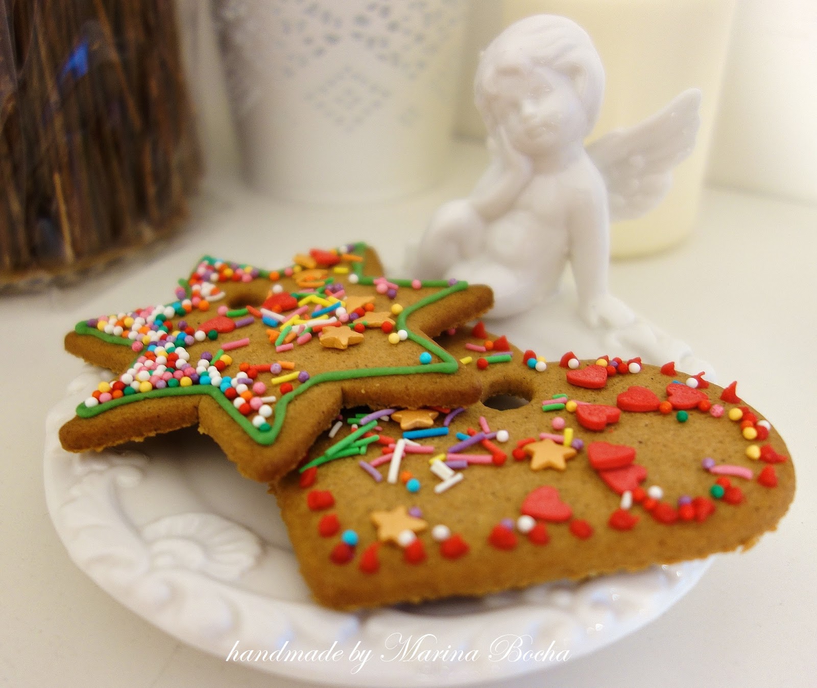 печенье в форме животных. печенье 18. печенье с дыркой посередине как называется. печеньки 18. печенье палочки фото.