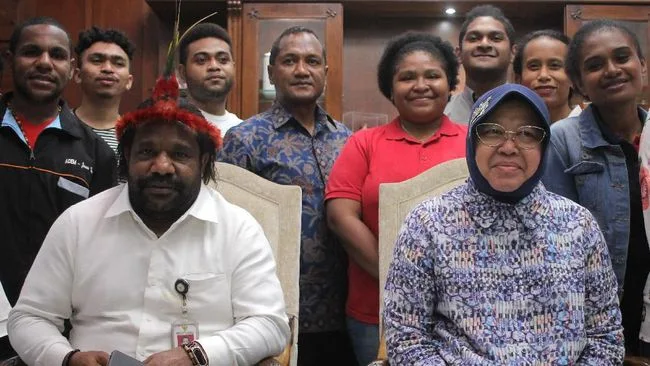 Tepis Dugaan Tindakan Rasisme, Kemensos: Bu Risma Itu Kan Mamanya Rakyat Papua