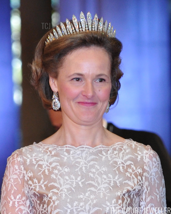 Diamond Tiara Tournament Emma's Diamond vs Habsburg Fringe The Court