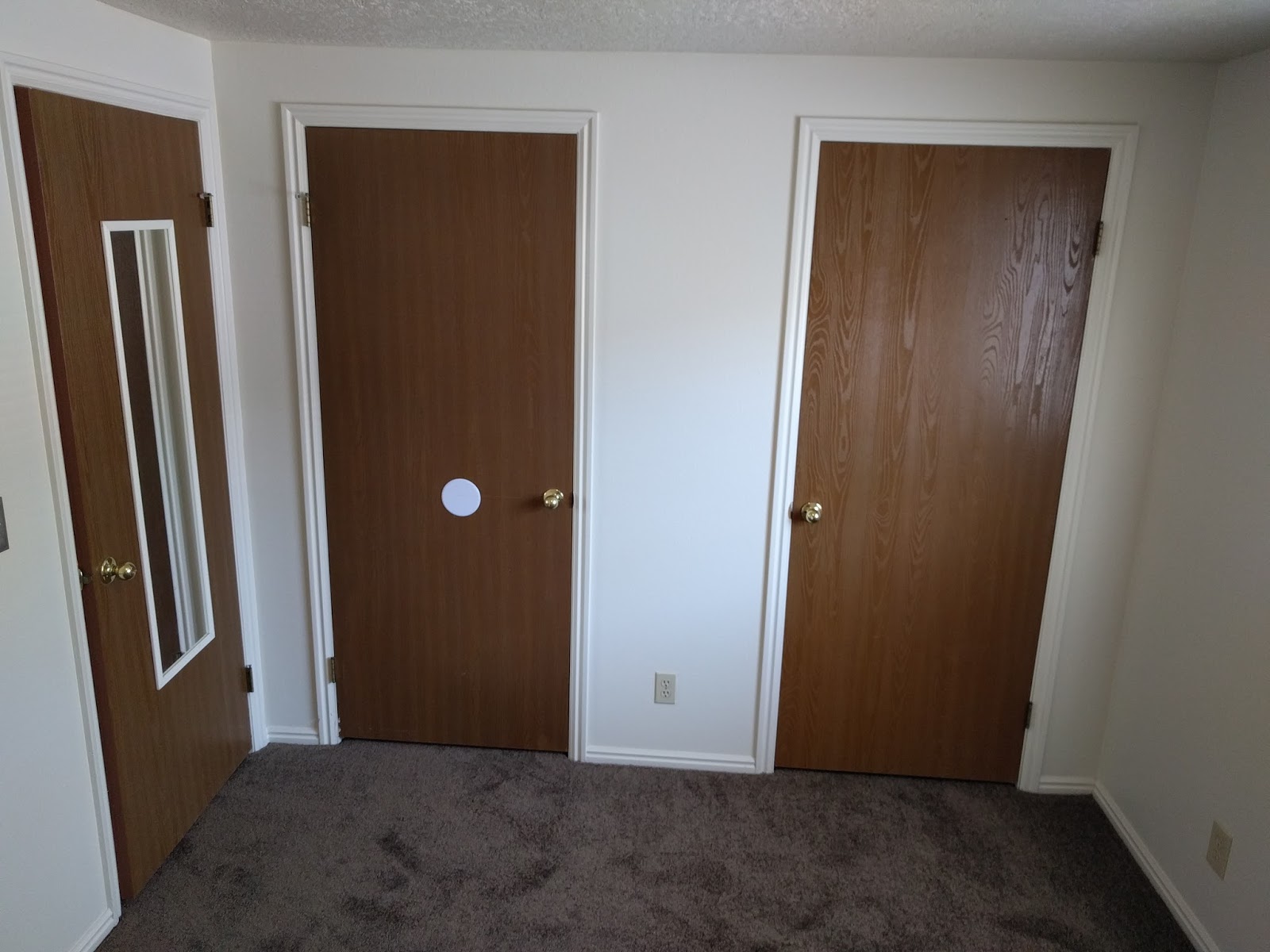 Triangle H Apartments Inside the Apartments