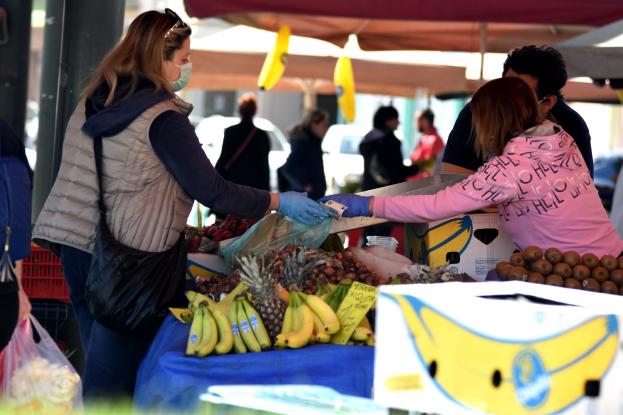Κορωνοϊός: Σε ποιες λαϊκές αγορές από σήμερα θα επιβάλλεται... «ξαφνικός θάνατος»