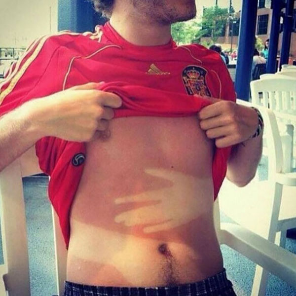 Sunbathing - Ηλιοθεραπεία