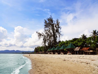 Pantai Tanjung Taipa Di Kendari Sulawesi Tenggara - Go Wisata Ria