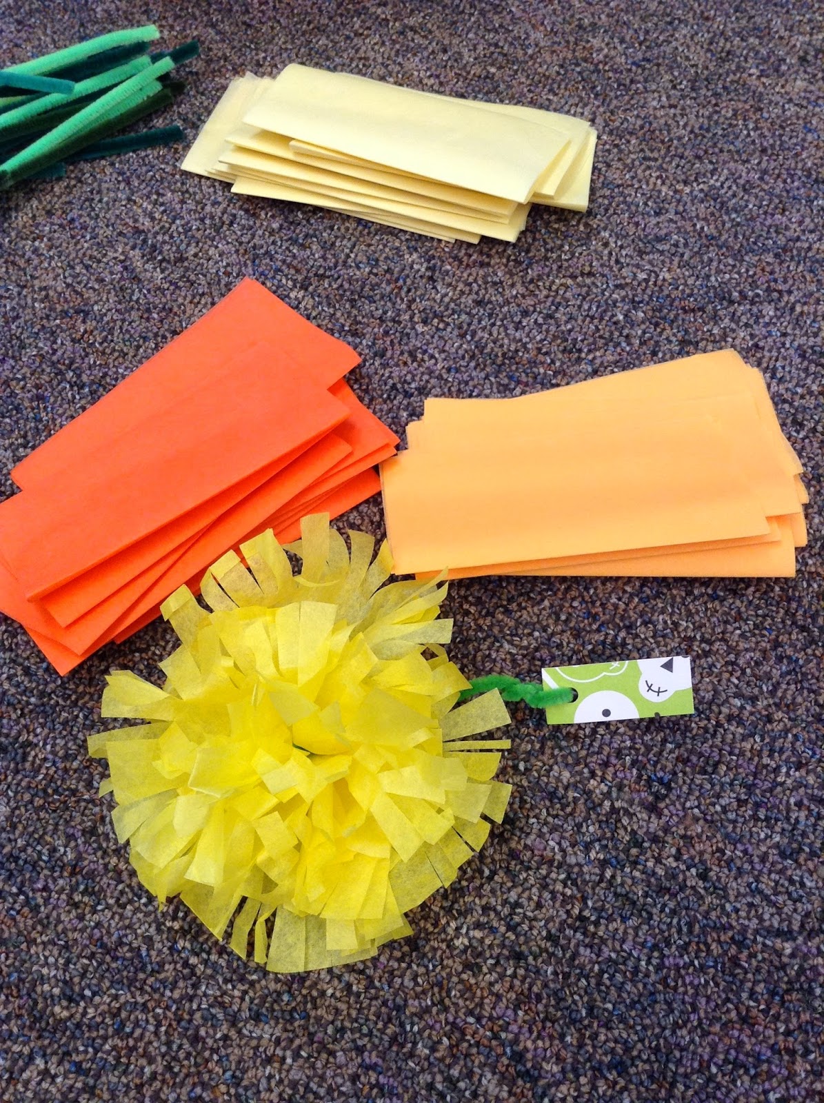 Making Paper Marigolds Step by Step in your classroom Mundo de Pepita