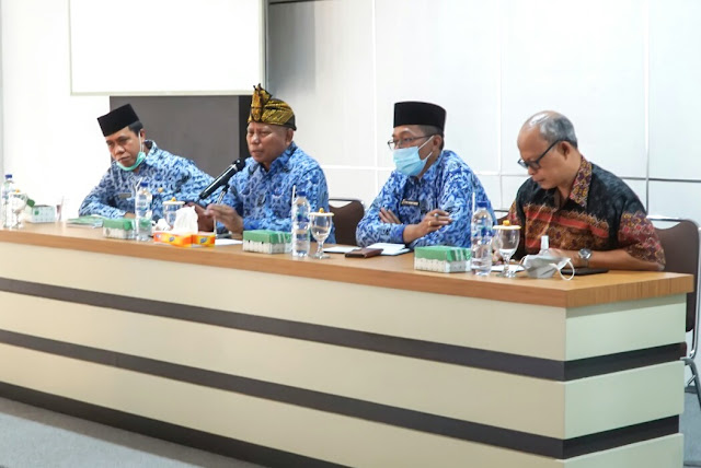 Bupati beri target, tahun 2021 PAD Lotim harus naik Bupati beri target, tahun 2021 PAD Lotim harus naik