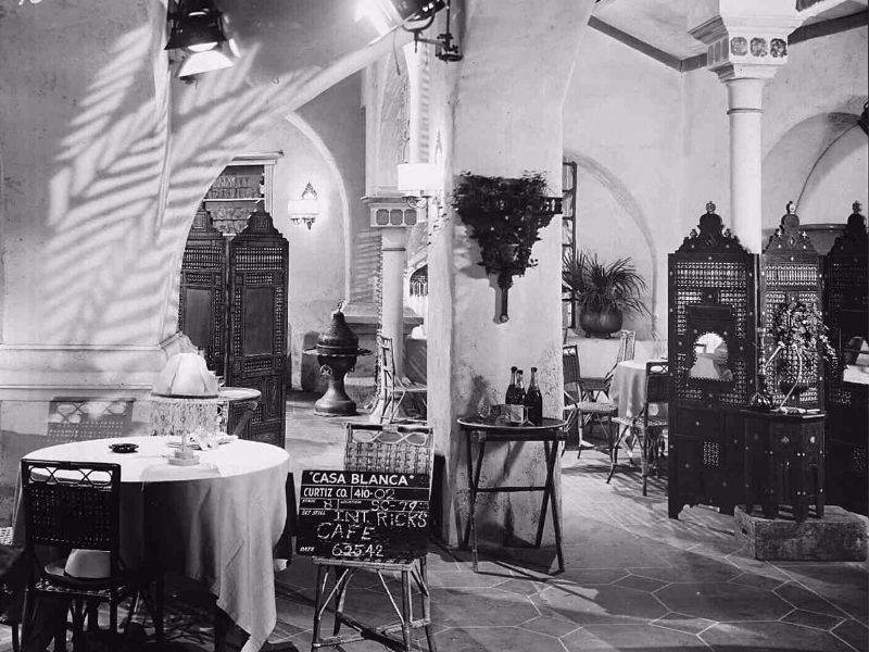 58 Interesting BehindtheScenes Photos From the Filming of 'Casablanca