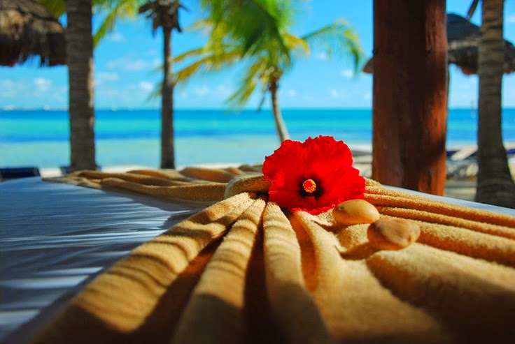 relaxing Cancun