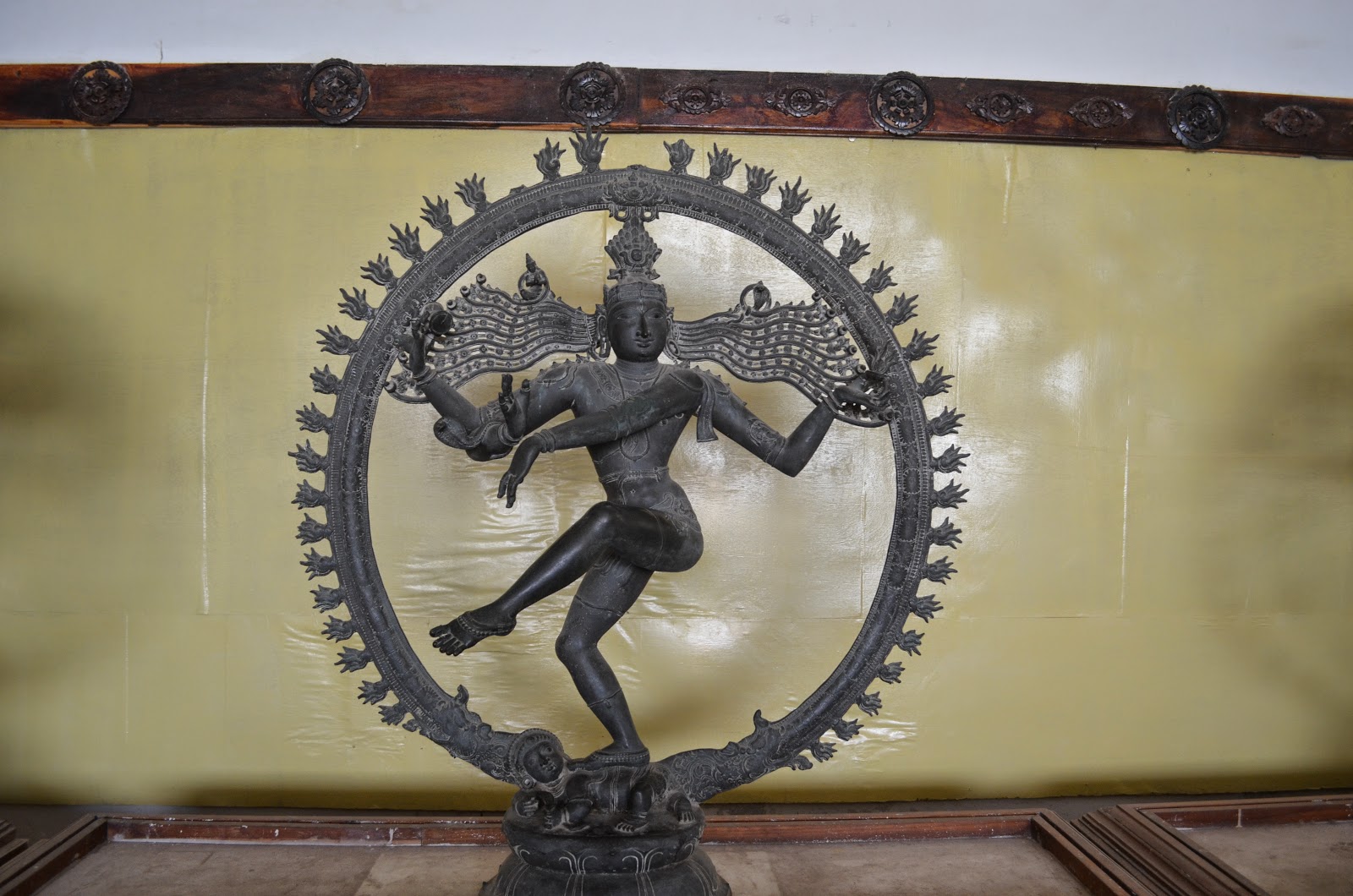 Tamilnadu Tourism Thanjavur Maratha Palace Art & Bronze Gallery