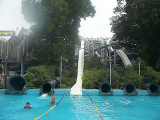 Toshimaen Water Park
