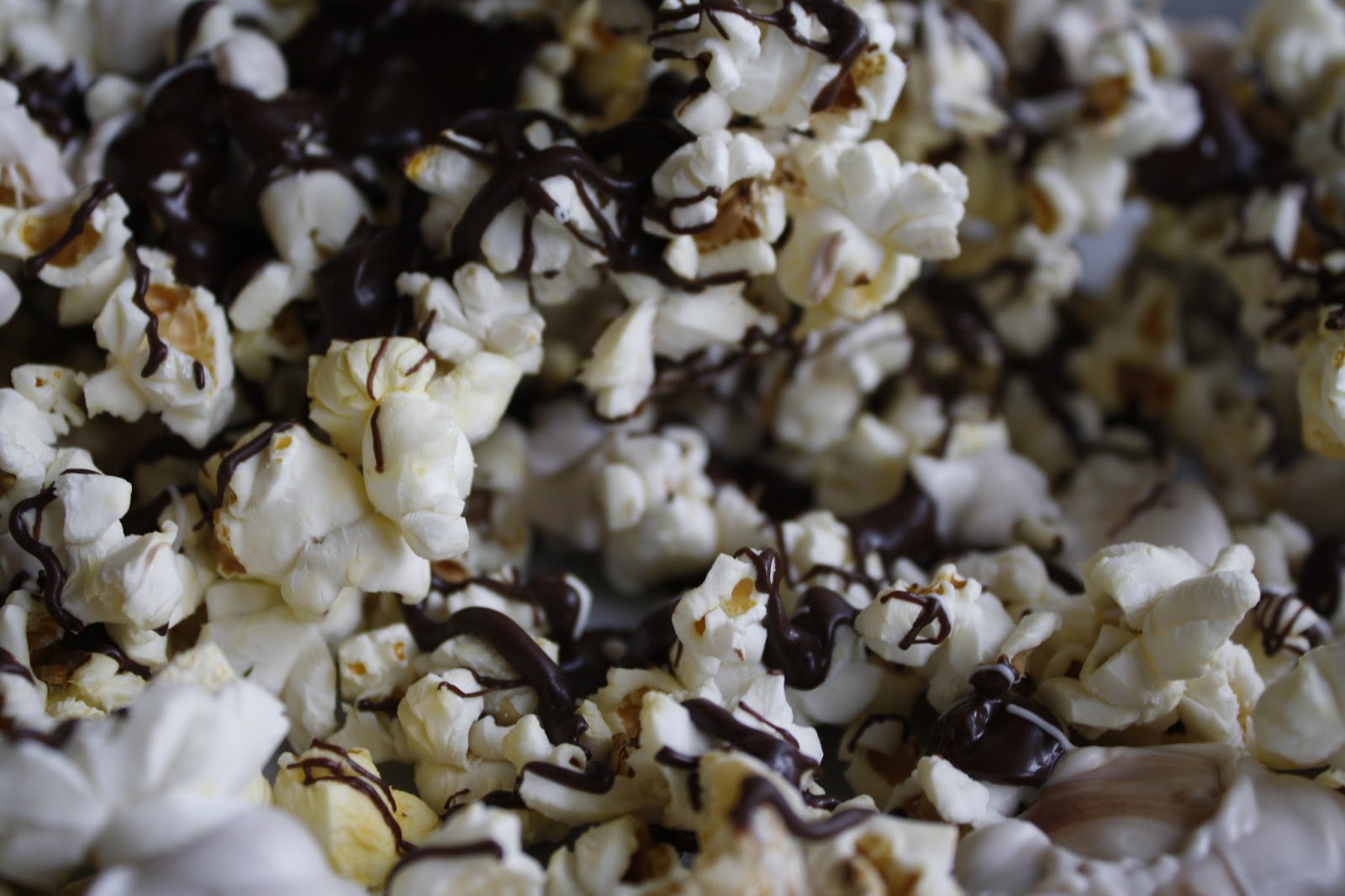 Annie Dreams of Food Chocolate Drizzle Popcorn