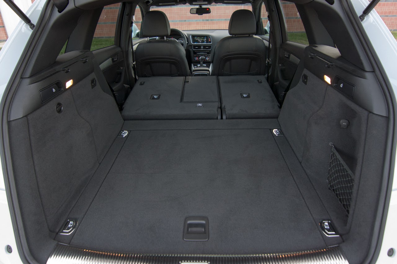 Audi q5 открытый багажник