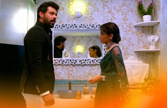 Kumkum Bhagya 09 November 2020 Spoiler Abhi accuses pragya