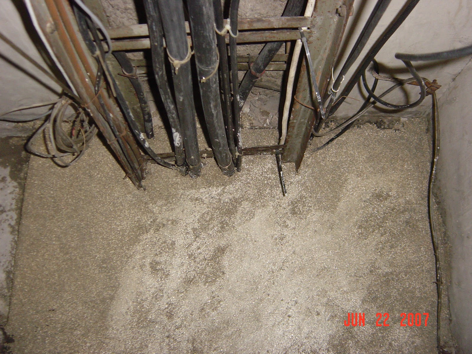 FIRESTOP MATERIAL untuk shaft dan lubang kabel