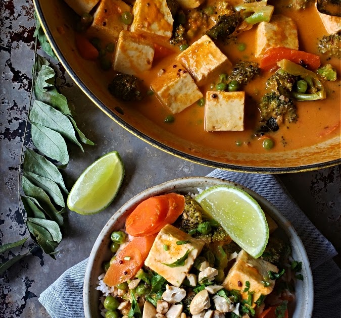 Mango & Tomato: Indo Thai Curry With Broccoli And Paneer