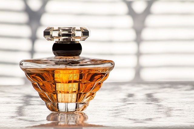 Cara Memilih Parfum Sesuai Selera Anda Temu Info Cara Memilih Parfum Sesuai Selera Anda Temu Info
