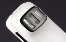 The camera on the Nokia 808 PureView Will Get Update Software Soon