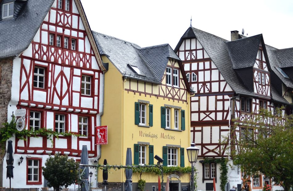 niemcy relacja | Dolina Mozeli | Dusseldorf | winnice gdzie | duzo zieleni na odpoczynek | blog podroze niemcy | sklepy dior | blog modowy | blogi o modzie