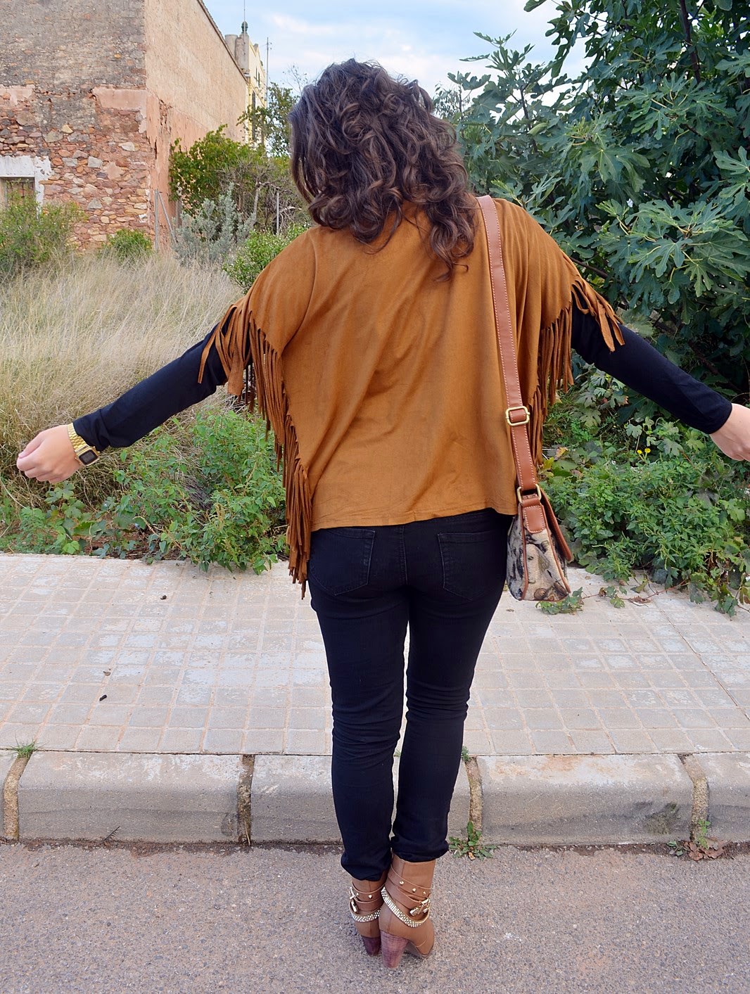 dogs bag, bolso de perros, kimono, flecos, blog de moda, fashion blogger, mi vestido azul, castellón