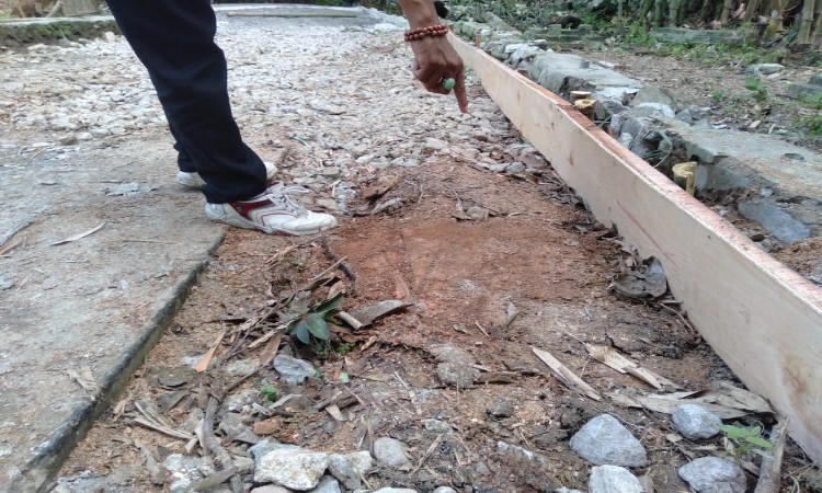 Pekerjaan PL Desa Kedung Gunung Kaler Diduga Bermasalah