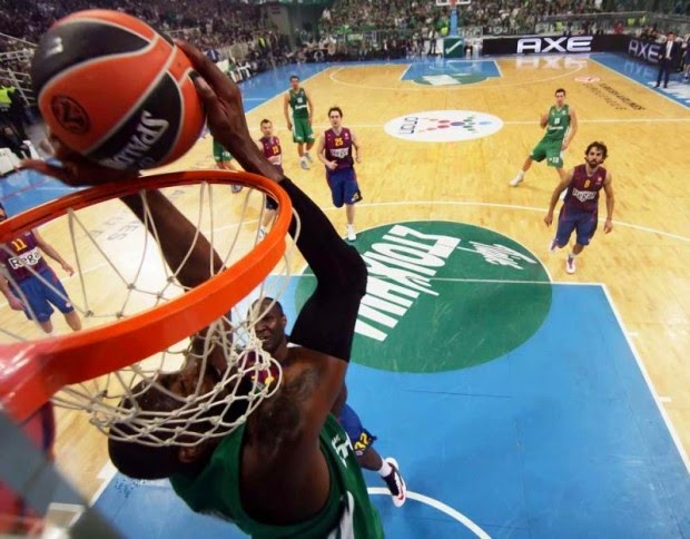 Πάει για σέντερ ο Εξάστερος!