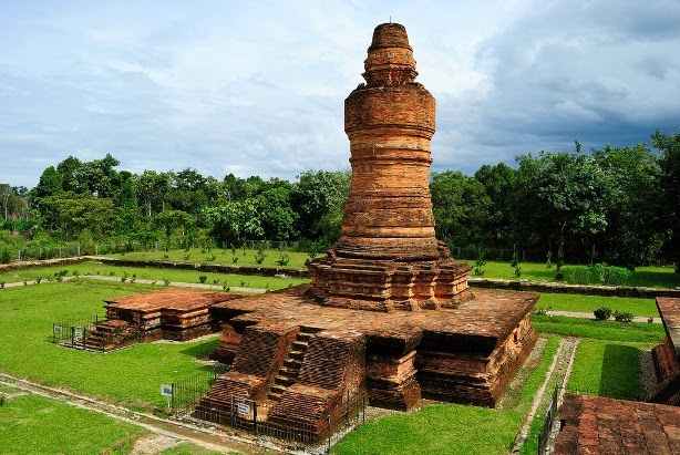 Sejarah Candi Muara Takus