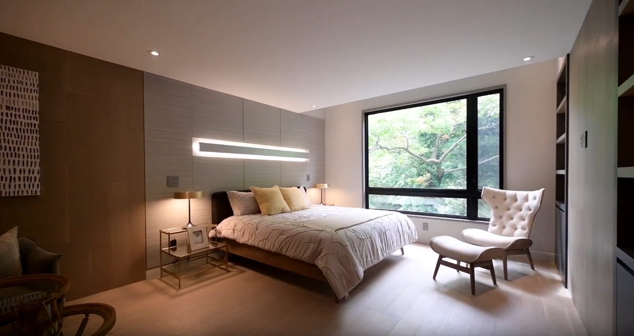 37 Photos vs. 2587 St Clair Ave E, East York, ON Luxury Home Interior Design Tour