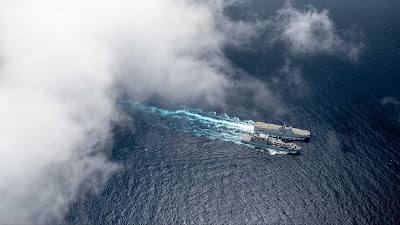 US Army sends aerial view at sea US Army sends aerial view at sea