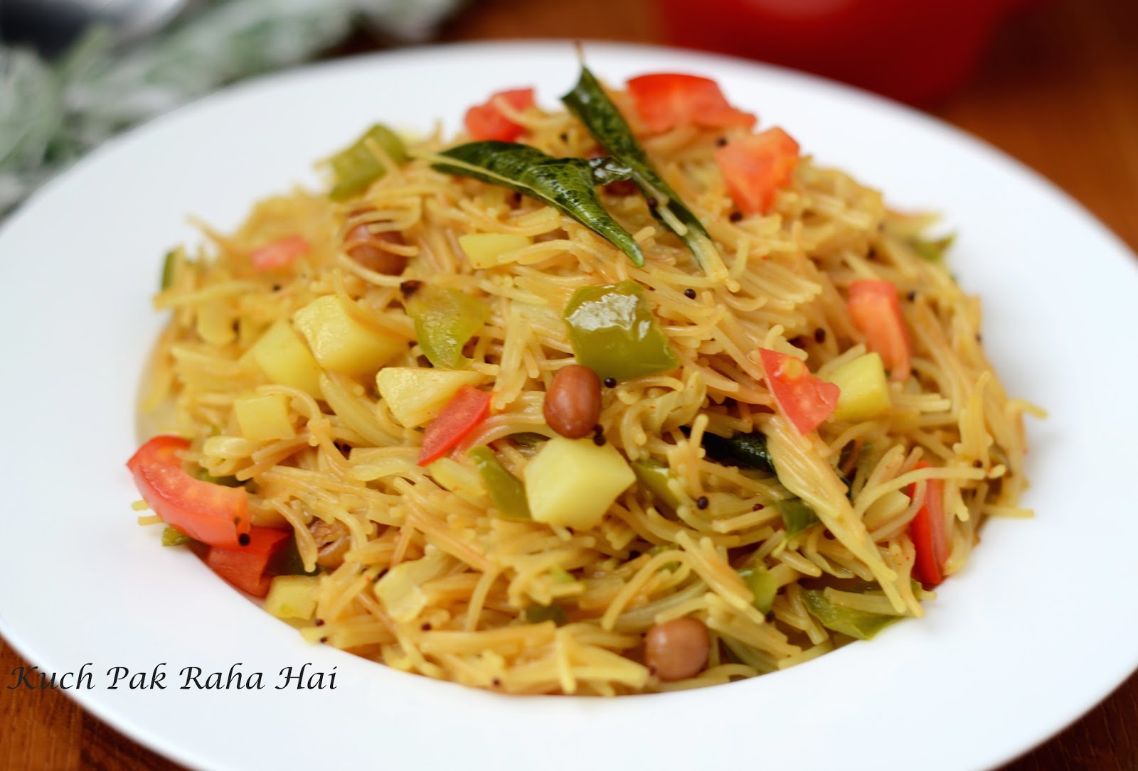 Kuch Pak Raha Hai: Vegetable Vermicelli