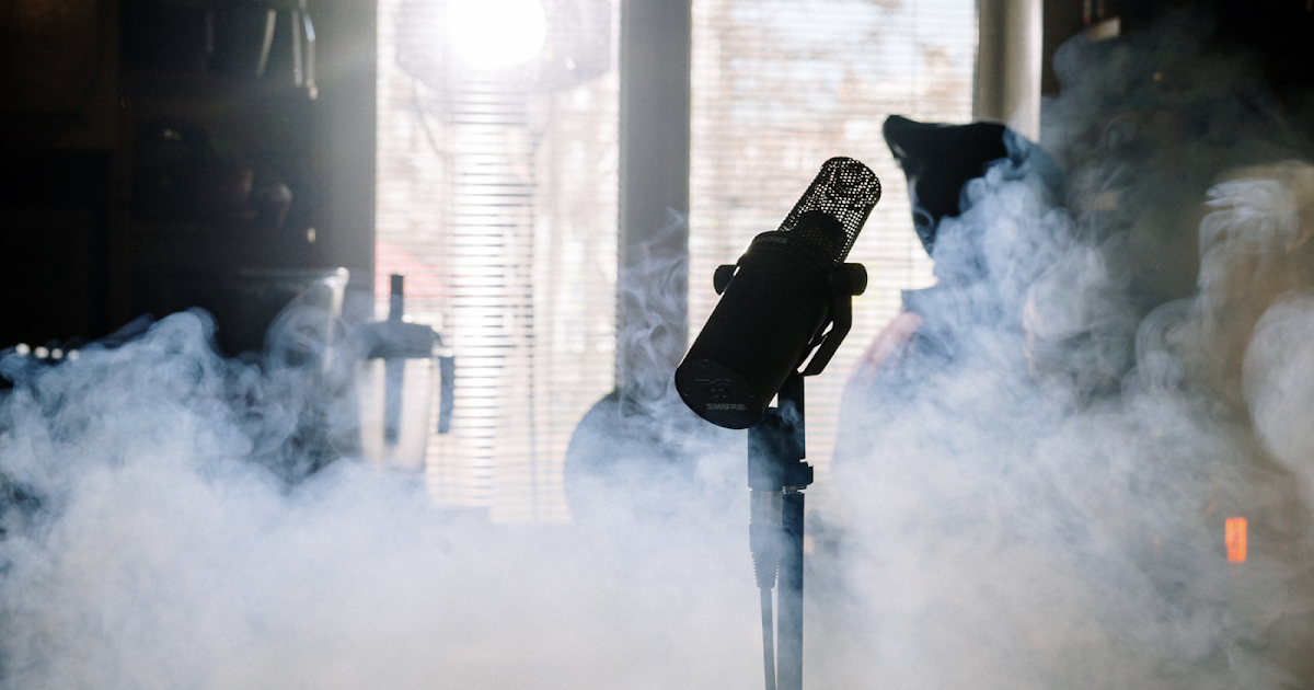 Lirik Lagu Mama Pung Anak Mantu DODDIE LATUHARHARY Tanjak7