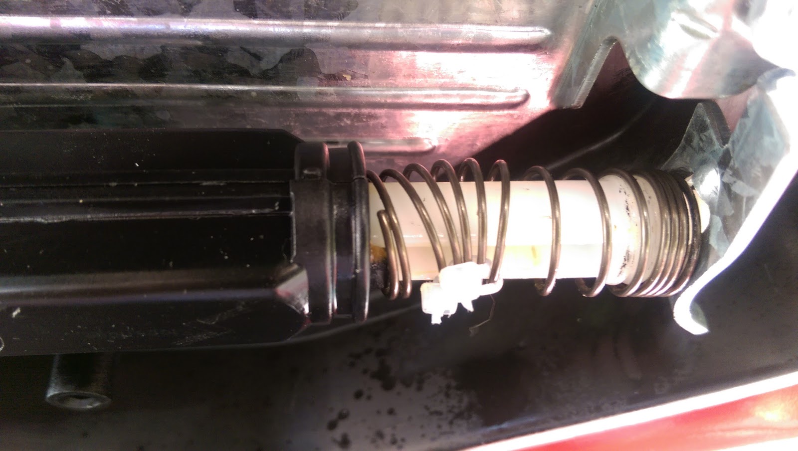 Andy Brown's blog Ford Fiesta Style 2007 remote boot release