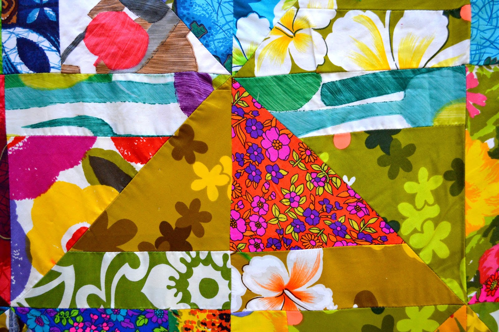 Wonkyworld scrap quilt from Honolulu