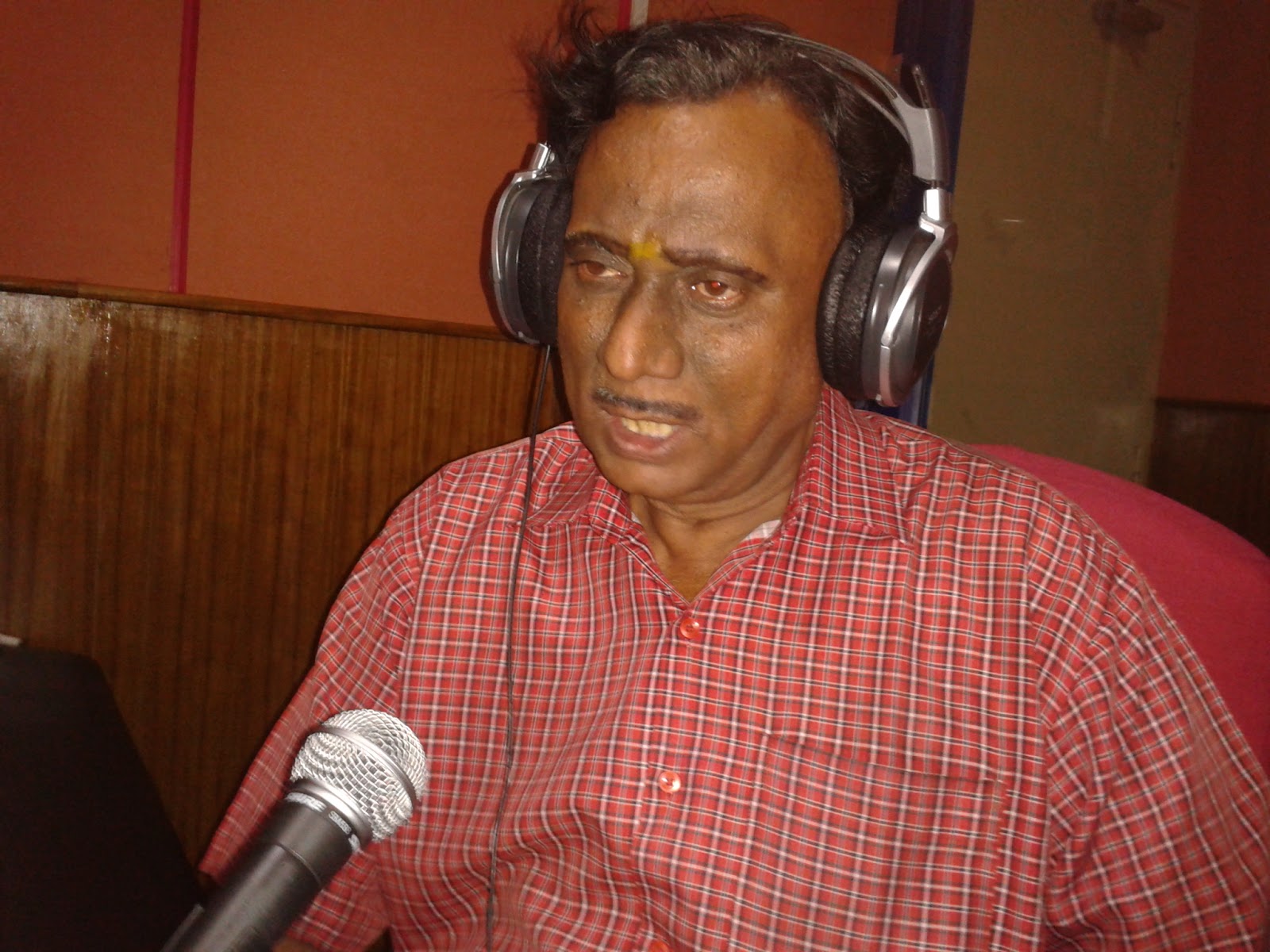 dxers guide World Radio Day in Tamil Nadu