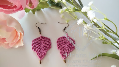 Pendientes, aros, aretes en macramé.Earrings, hoops, earrings in macramé. #AdrianaAbril