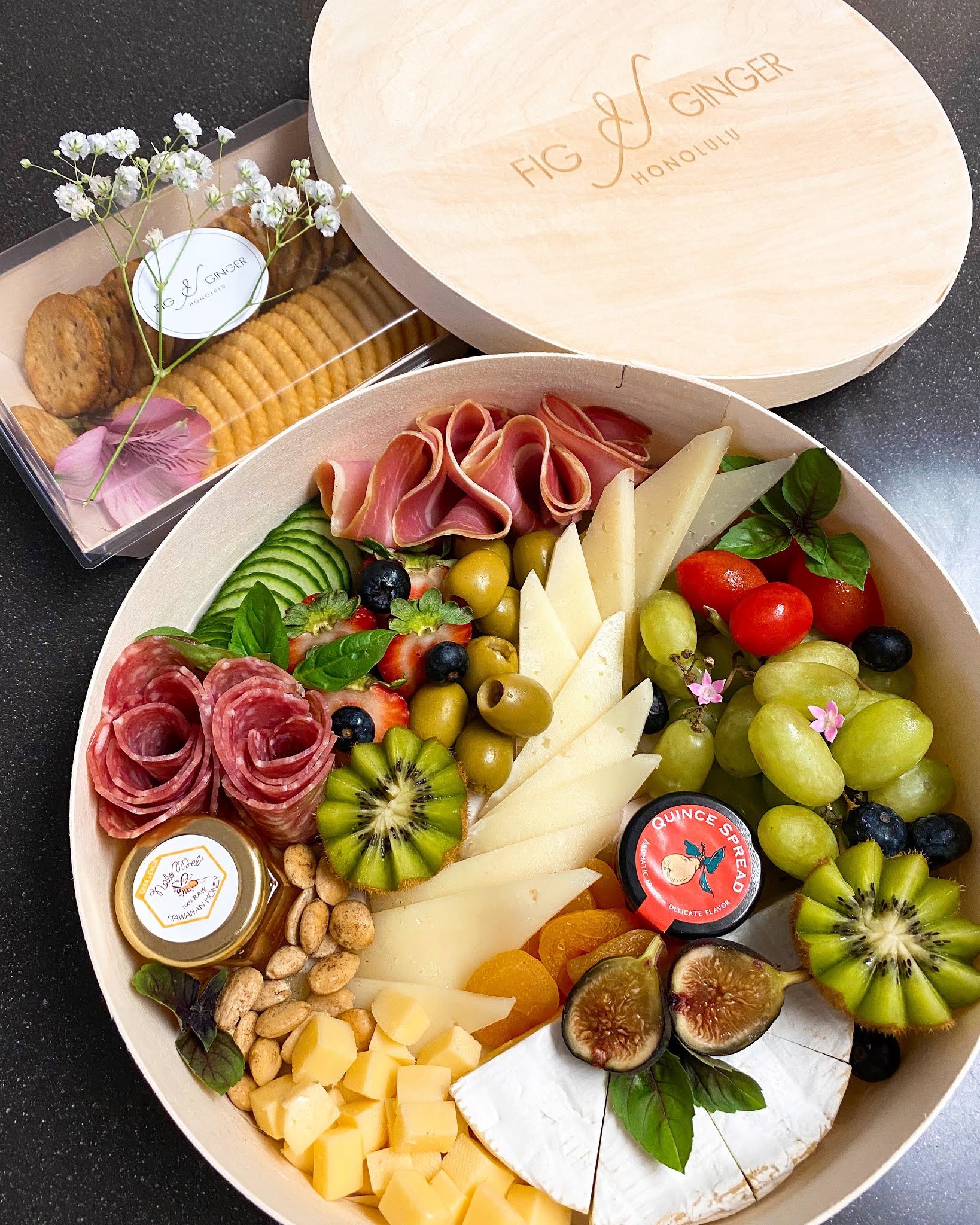 Hawaii Mom Blog Fig & Ginger Honolulu ChefCrafted Grazing Boards + 10